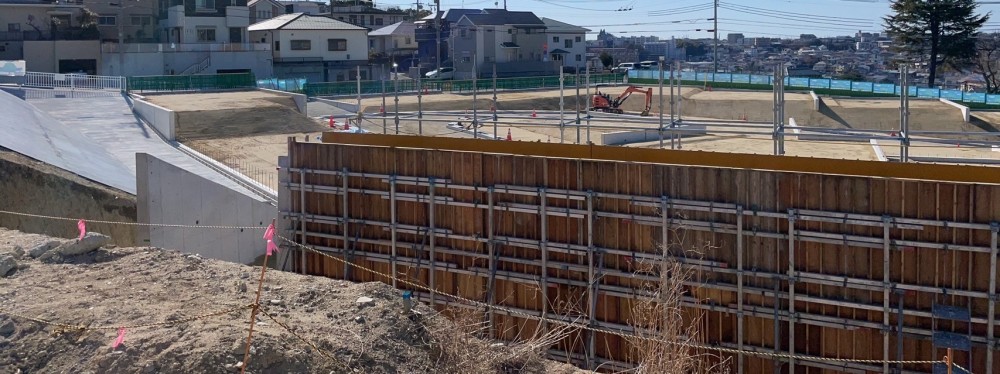 型枠施工現場写真_明石市内造成工事現場⑦