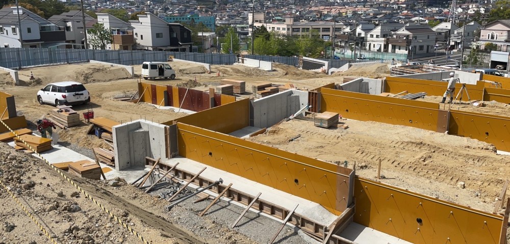 型枠施工現場写真_明石市内造成工事現場⑧
